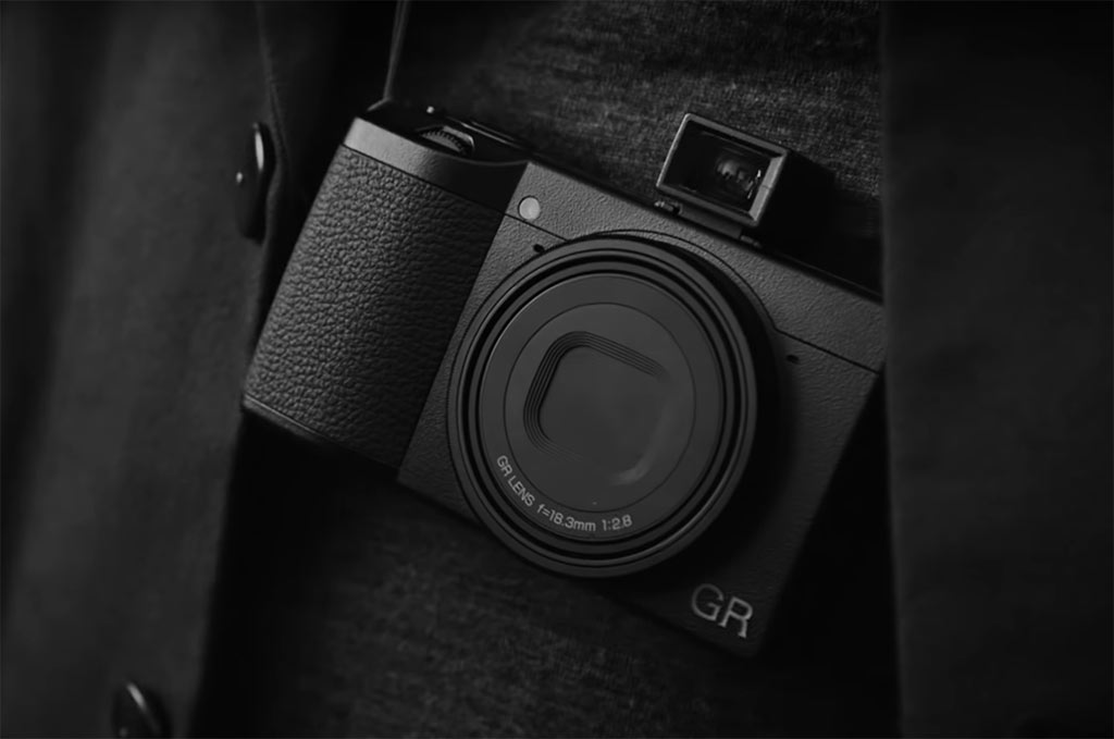 Ricoh GR III external viewfinders - Compact Shooter