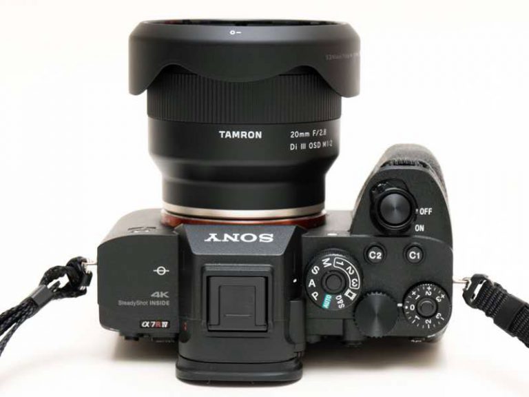 Smallest Sony full frame lenses Compact Shooter