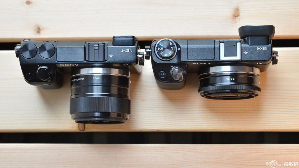 Sony 20mm f/2.8 pancake lens size comparison vs 35mm f/1.8 OSS lens