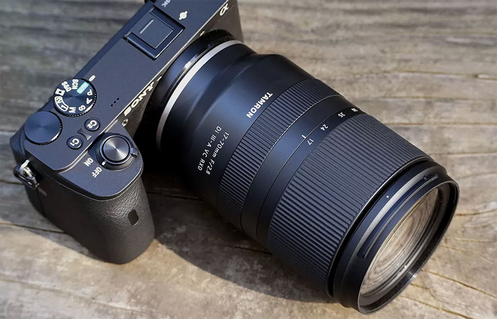 Best Lenses for the Sony a6400 (2022 Guide) - Compact Shooter