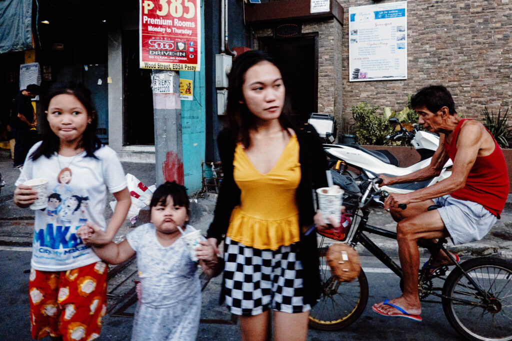 Sony ZV-1 Sample Image - street photography