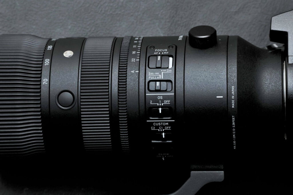 Lens control buttons and switches on the Sigma 70-200mm f/2.8 DG DN Sports OS