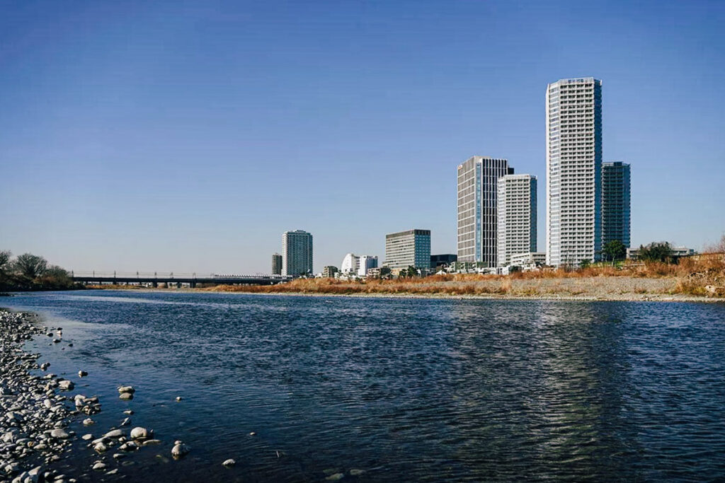 Sample image showing the zoom range of the Tamron 17-70mm on a Sony a6600, shot at 17mm wide angle.